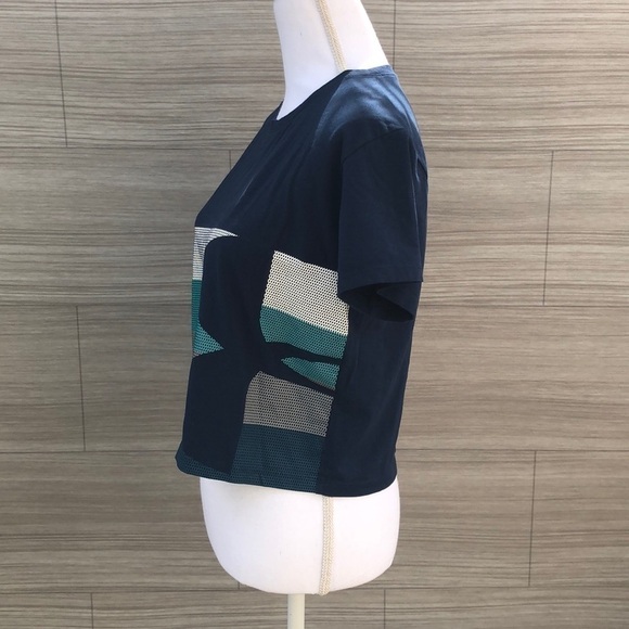 Under Armour short sleeve top Size Large - Picture 2 of 7